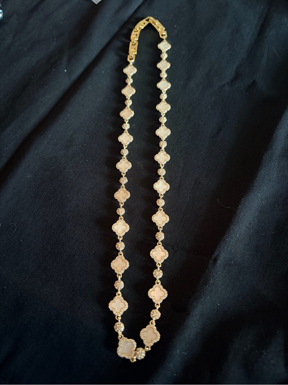 Gold Tone Women’s Clover Link Necklace - Gold